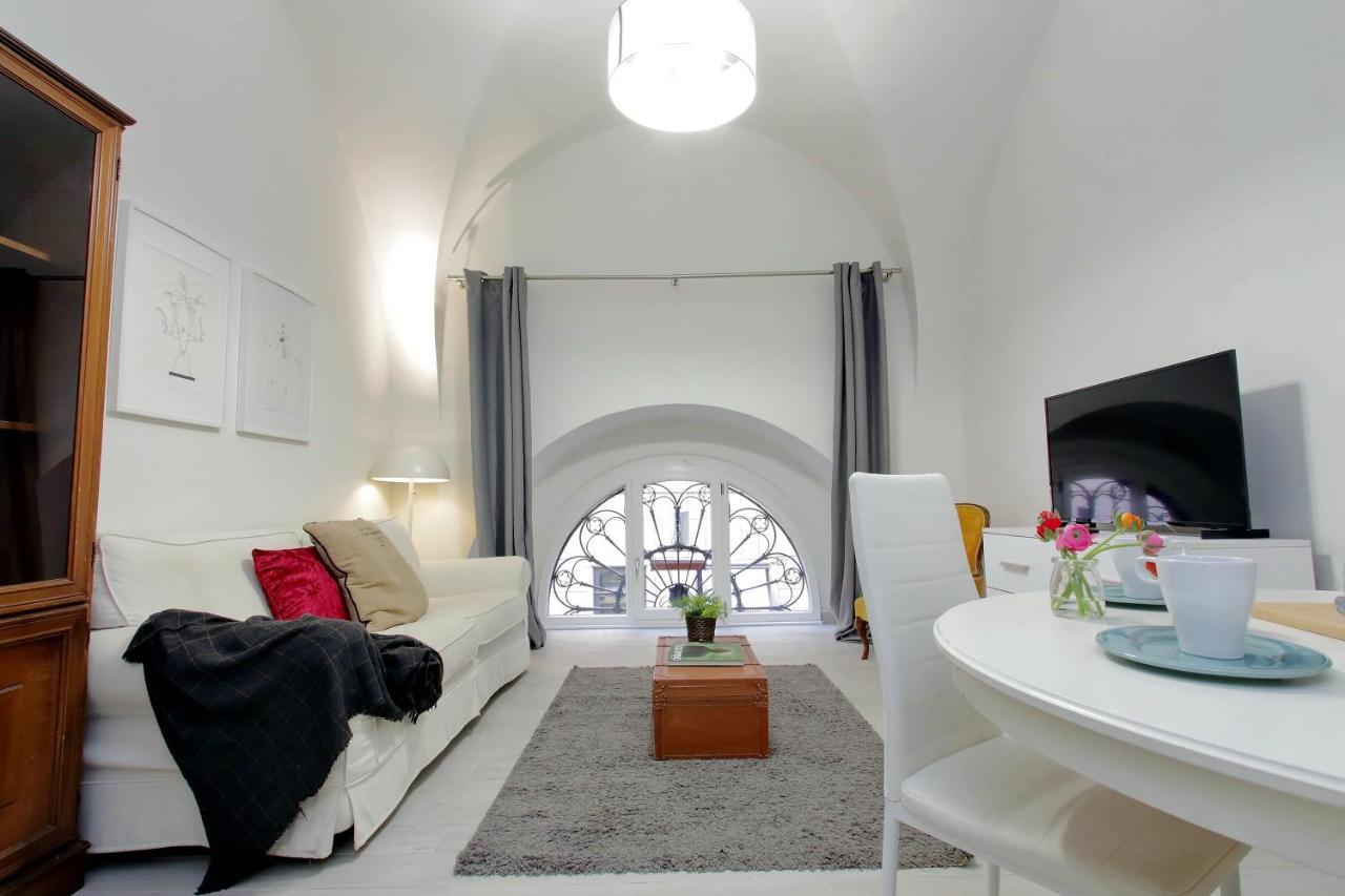 Ponte Cavour Apartment Roma Exterior foto